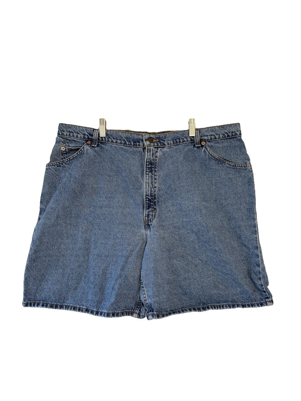 Y2K Levi's Tapered Fit Shorts