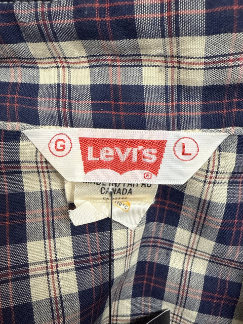 Levi's Plaid Button-Up Shirt
