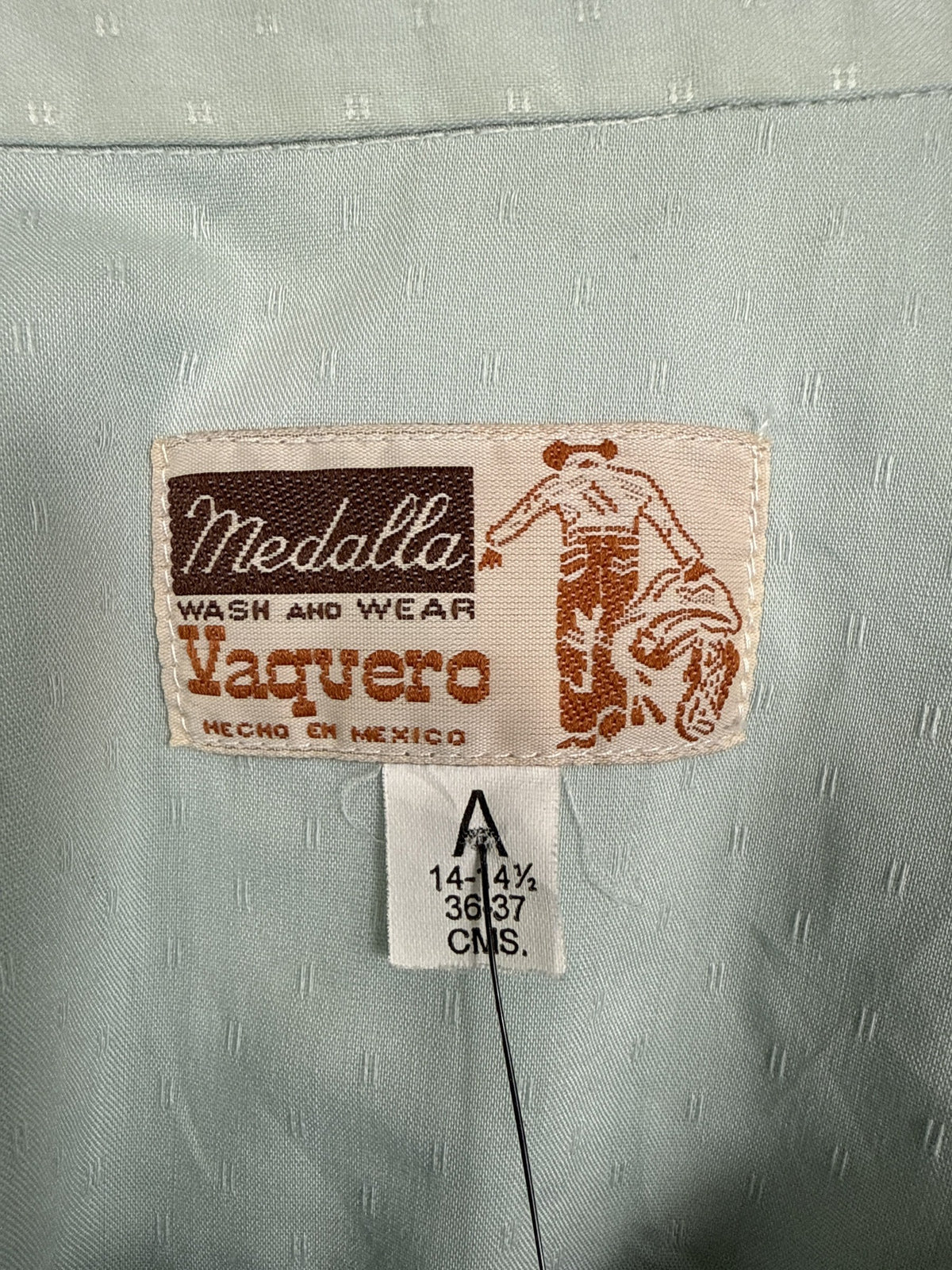 Vintage Medalla Vaquero Button Up Shirt