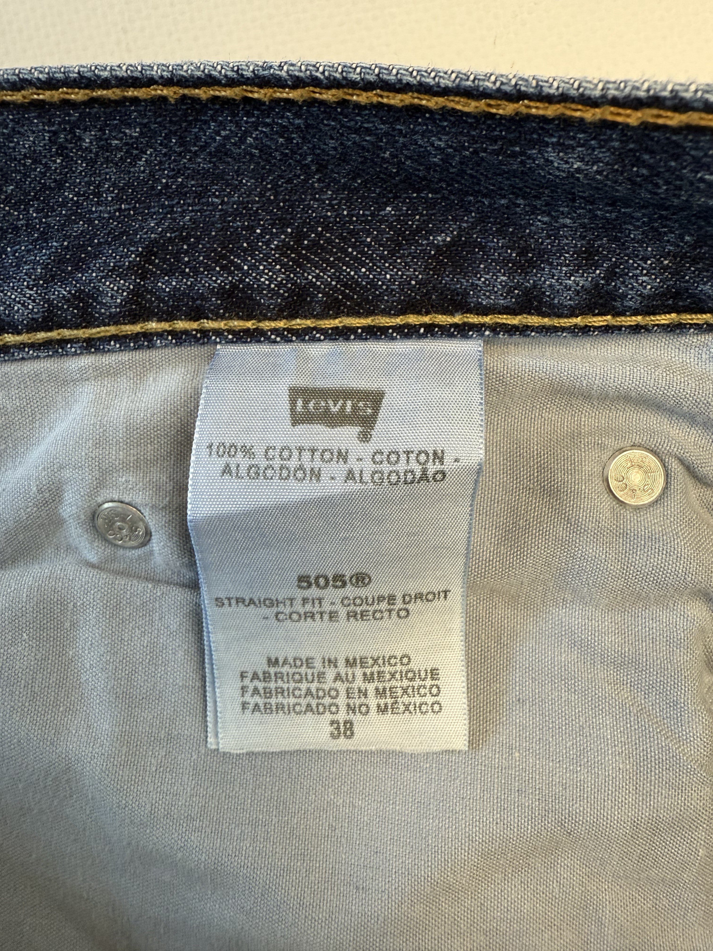 Levi's 505 Shorts W38