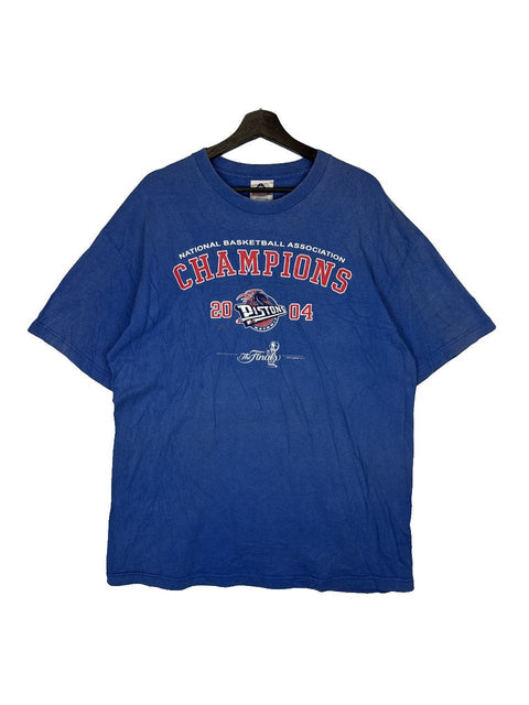 2000s Detroit Pistons T-Shirt