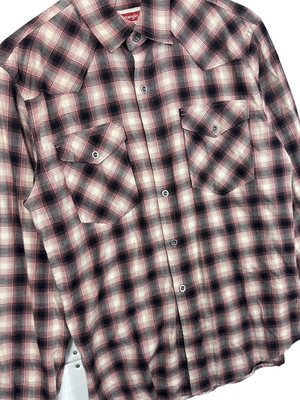 Wrangler Plaid Button Up Shirt