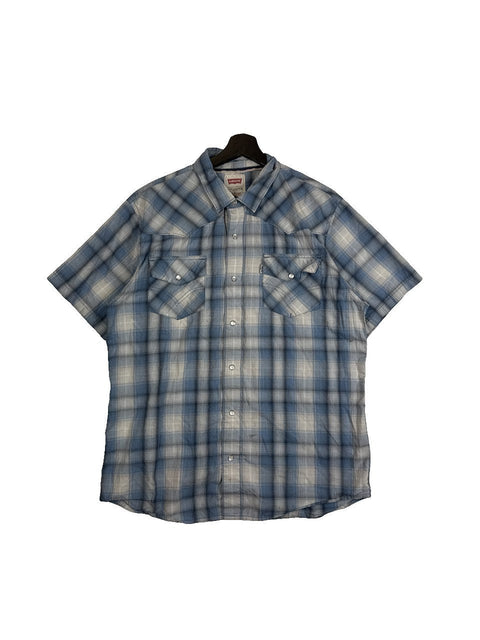 Levi's Plaid Button Up Shirt