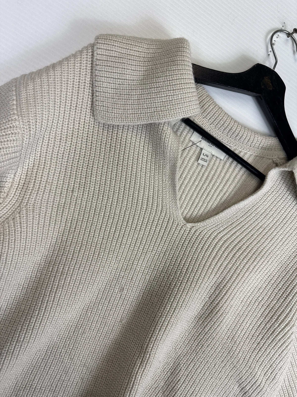 Sweater Banana Republic Cream 2020s