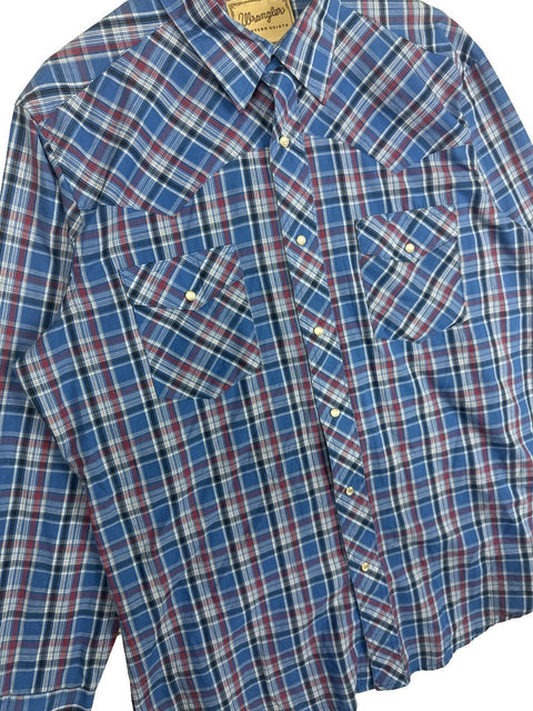 Wrangler Plaid Button Up Shirt
