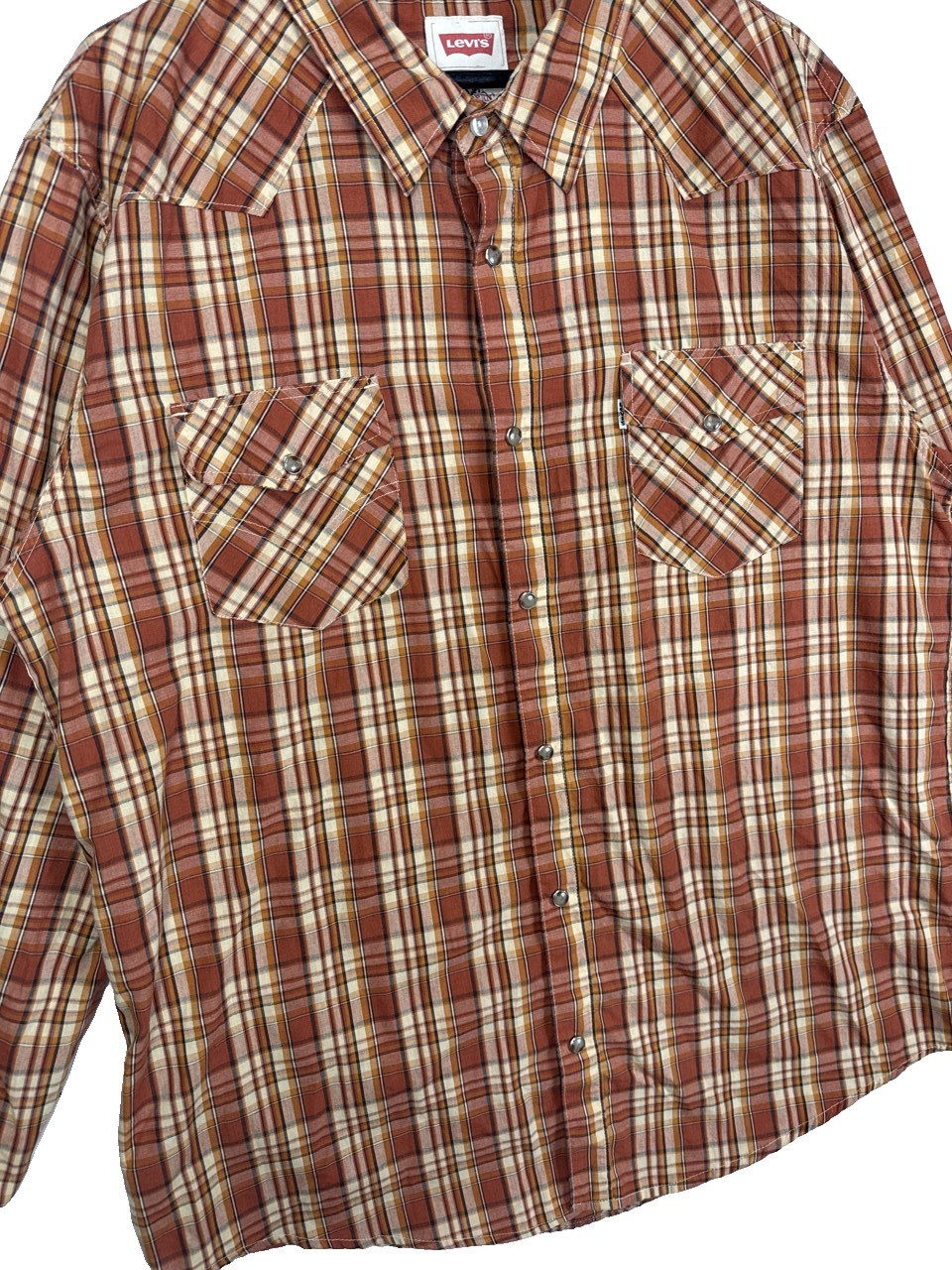 Levi's Plaid Button Up Shirt