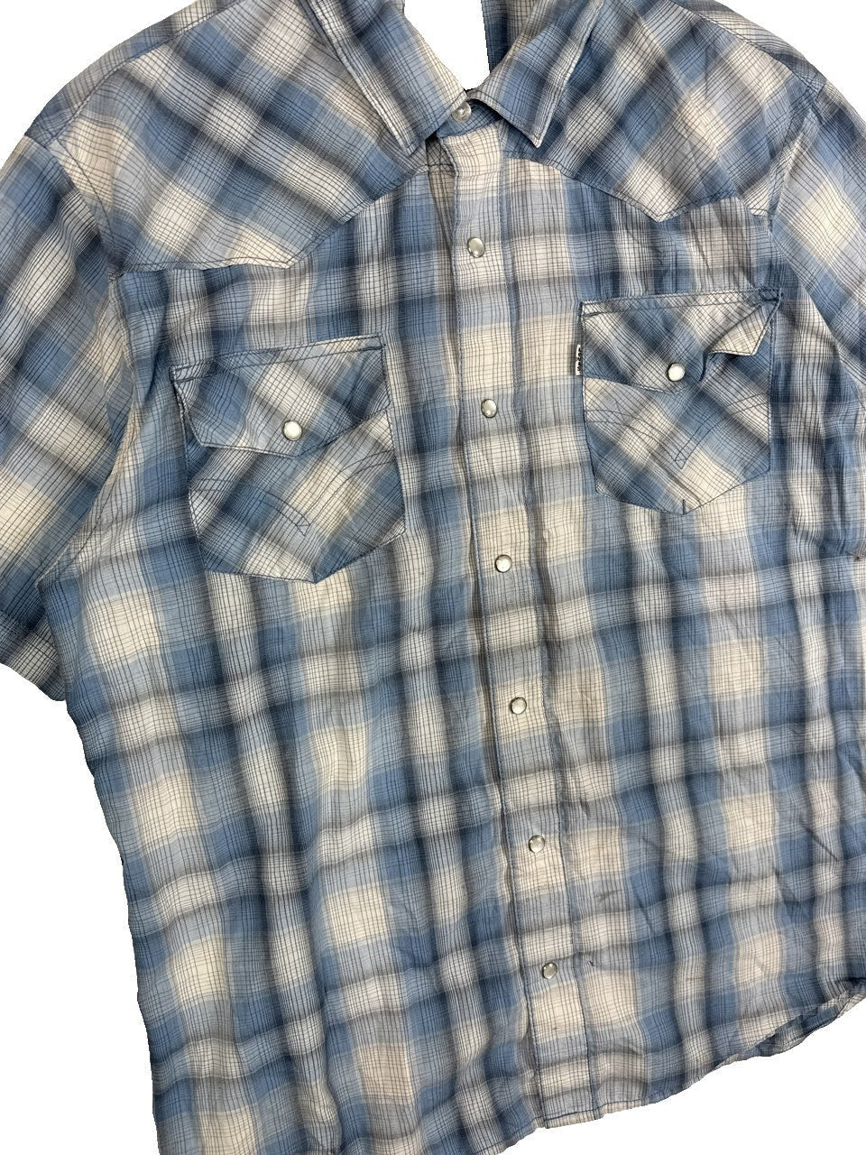 Levi's Plaid Button Up Shirt
