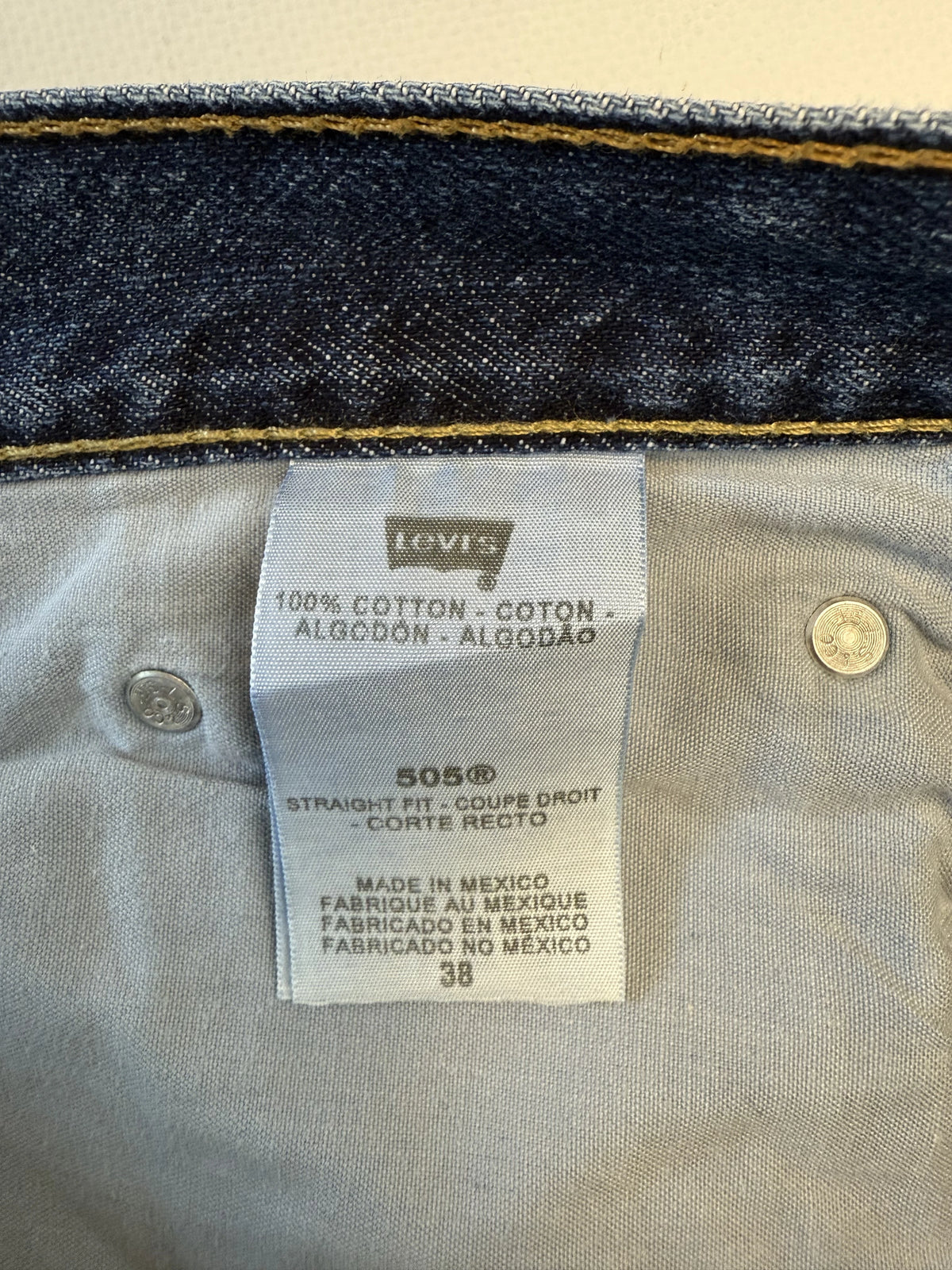 Levi's 505 Shorts W38