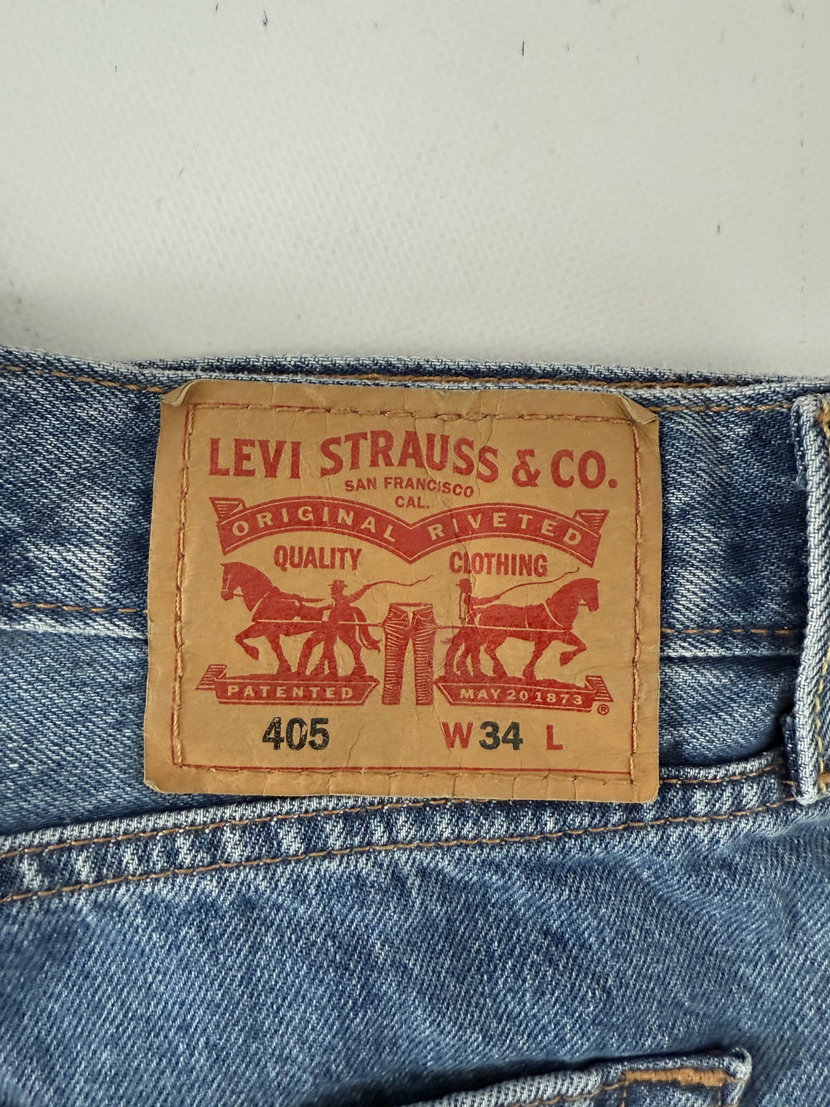 2000s Levi's 405 Jorts