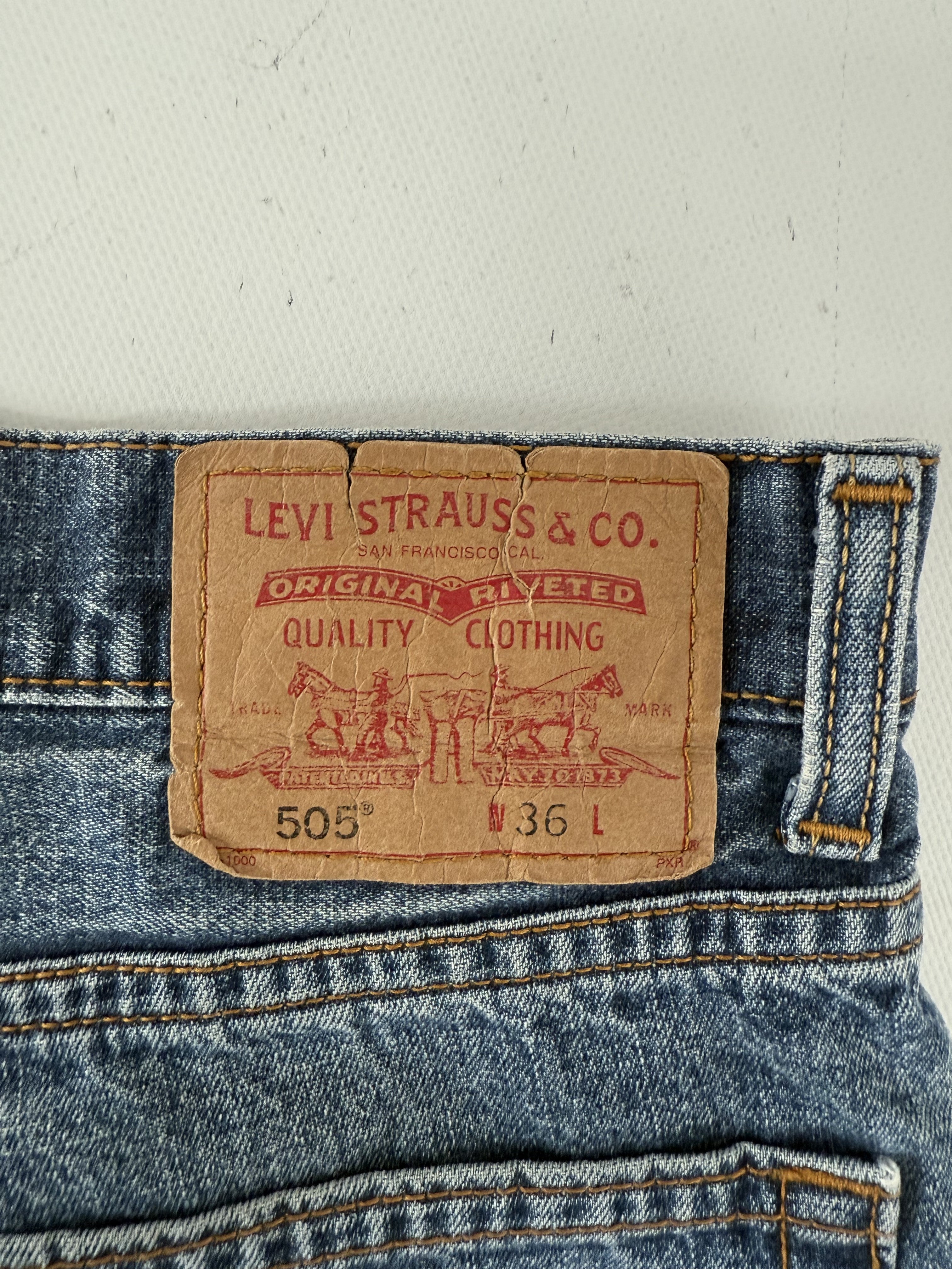 2000s Levi's 505 Jorts