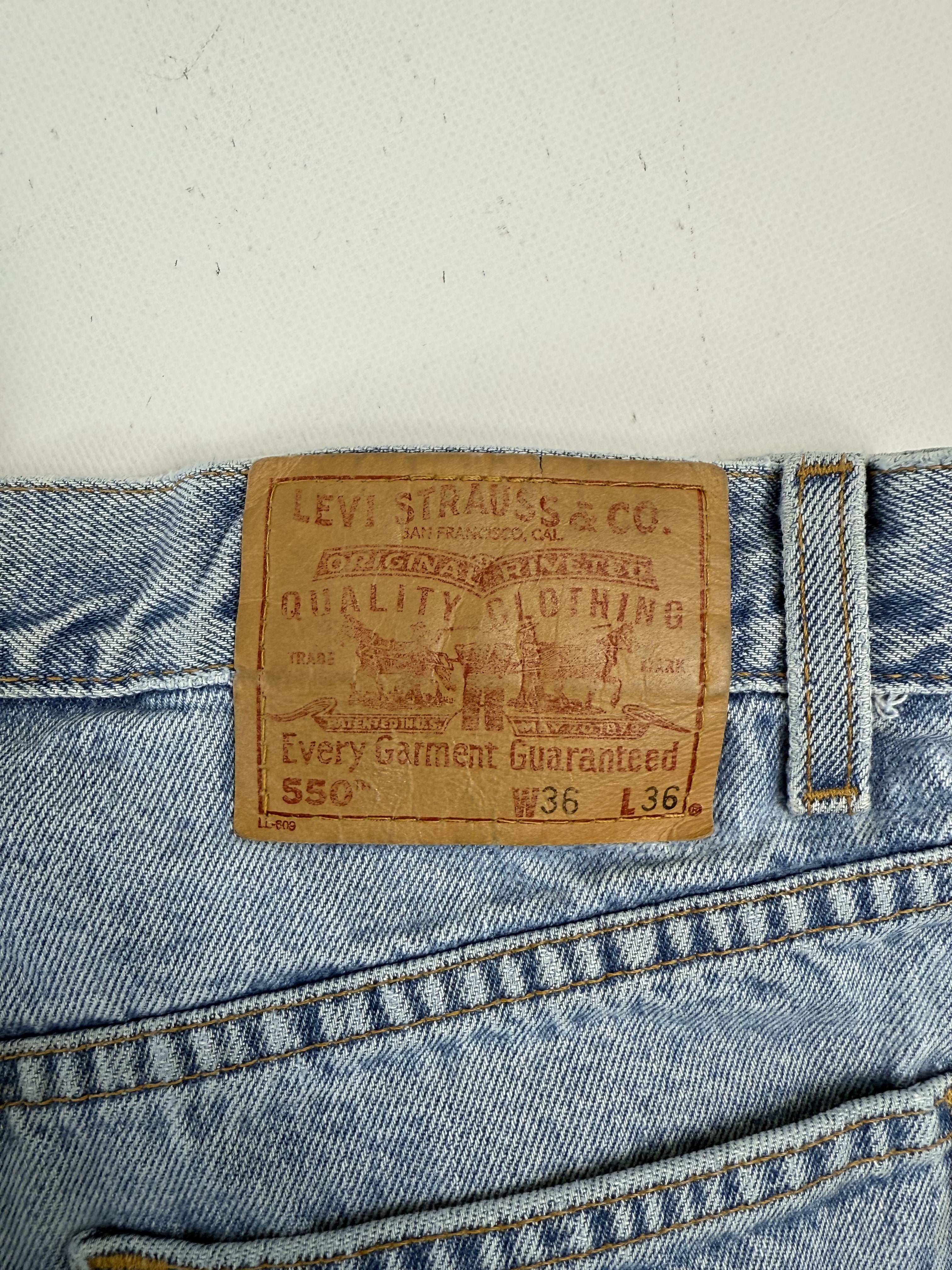 Y2K Levi's 550 Shorts