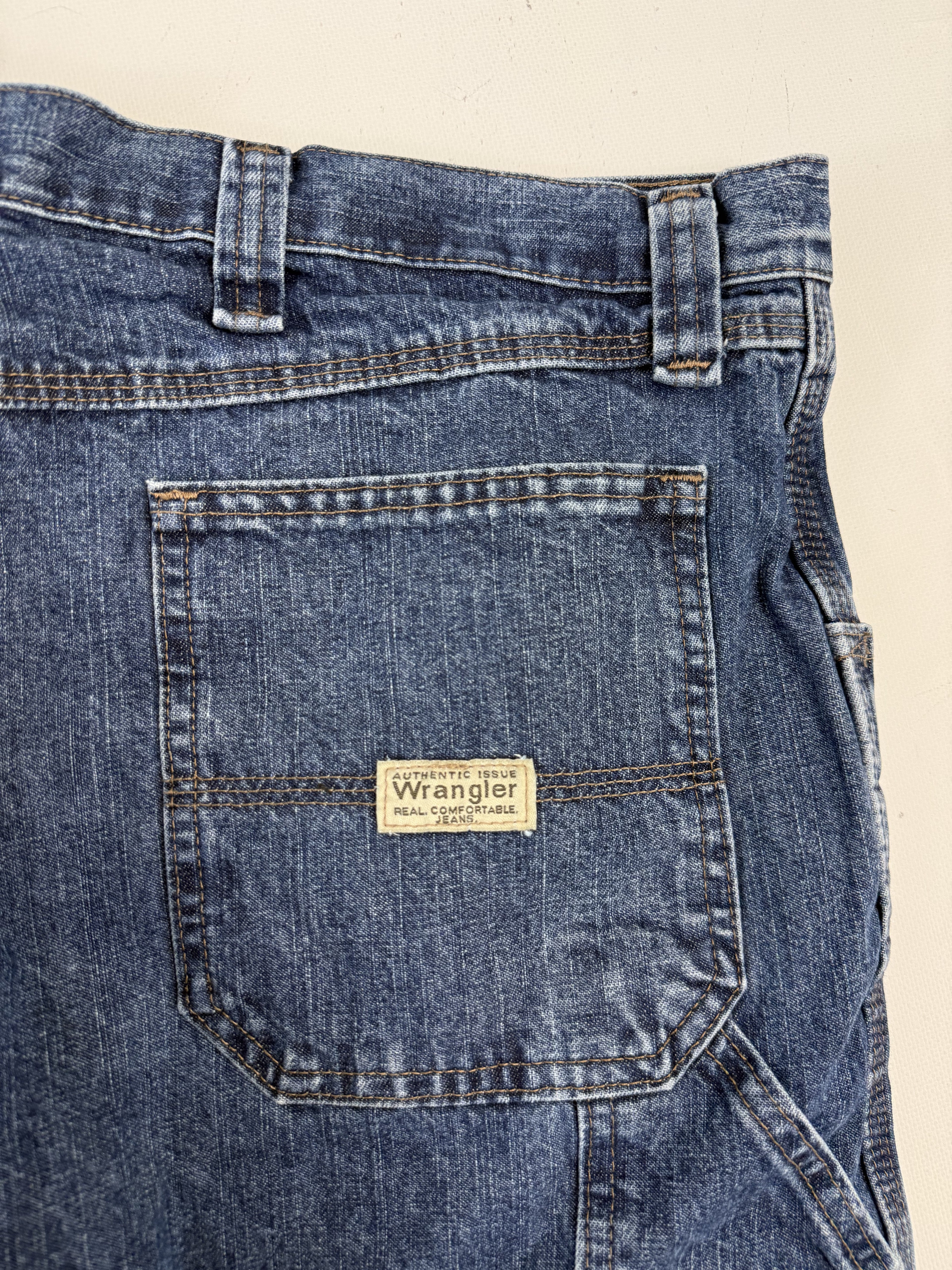 2000s Wrangler Carpenter Shorts