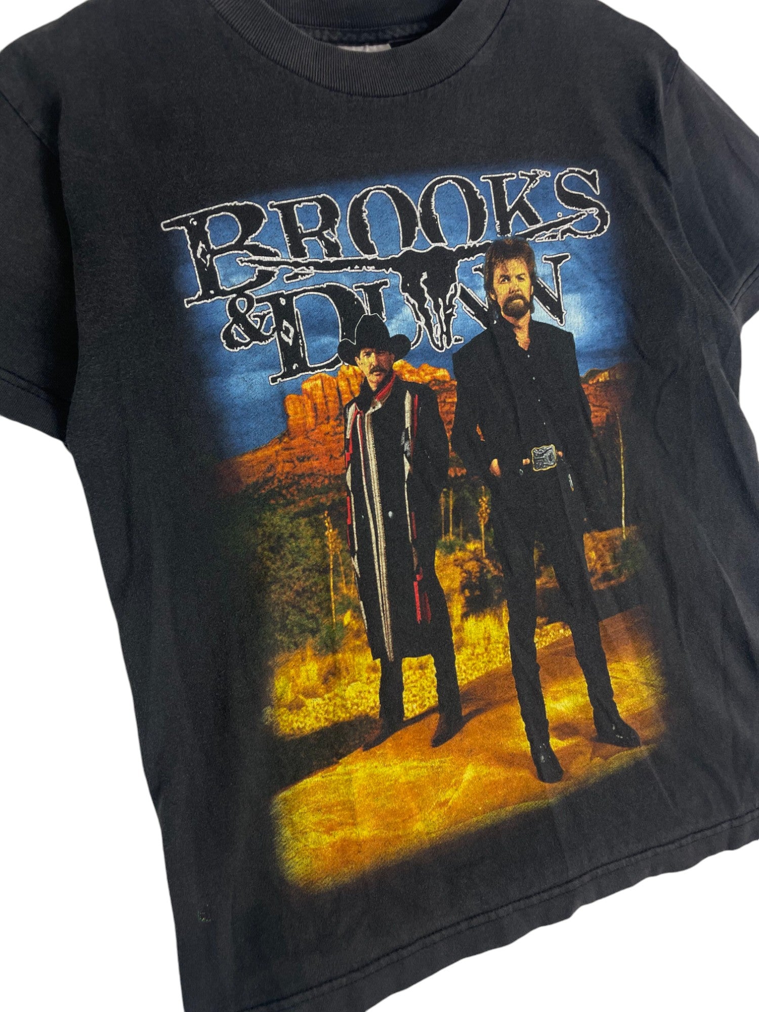 1990s Brooks & Dunn Graphic T-Shirt